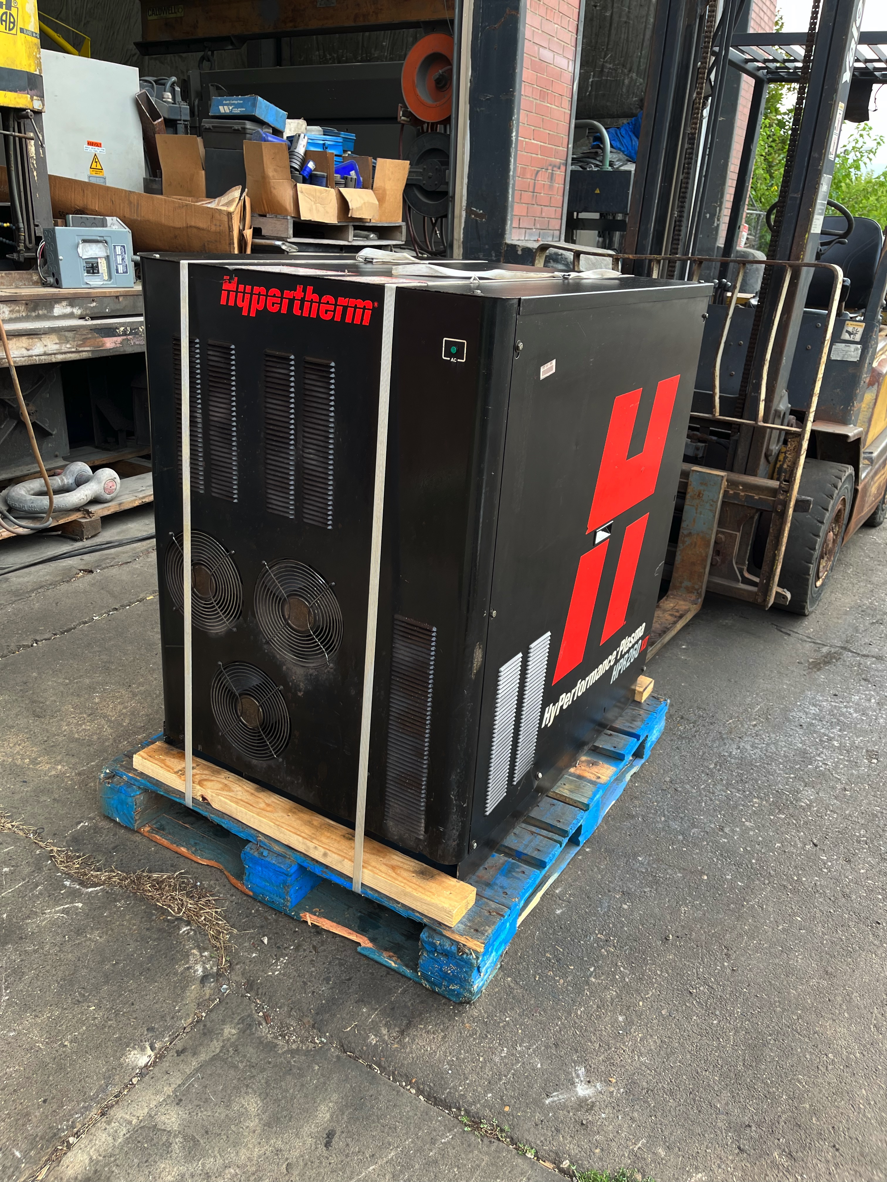 Hypertherm  HPR260XD 260 Amp  HyDefinition Plasma Power Source